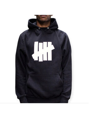 Undefeated 5 Strike Pullover Hoodie Sweater Men's XL